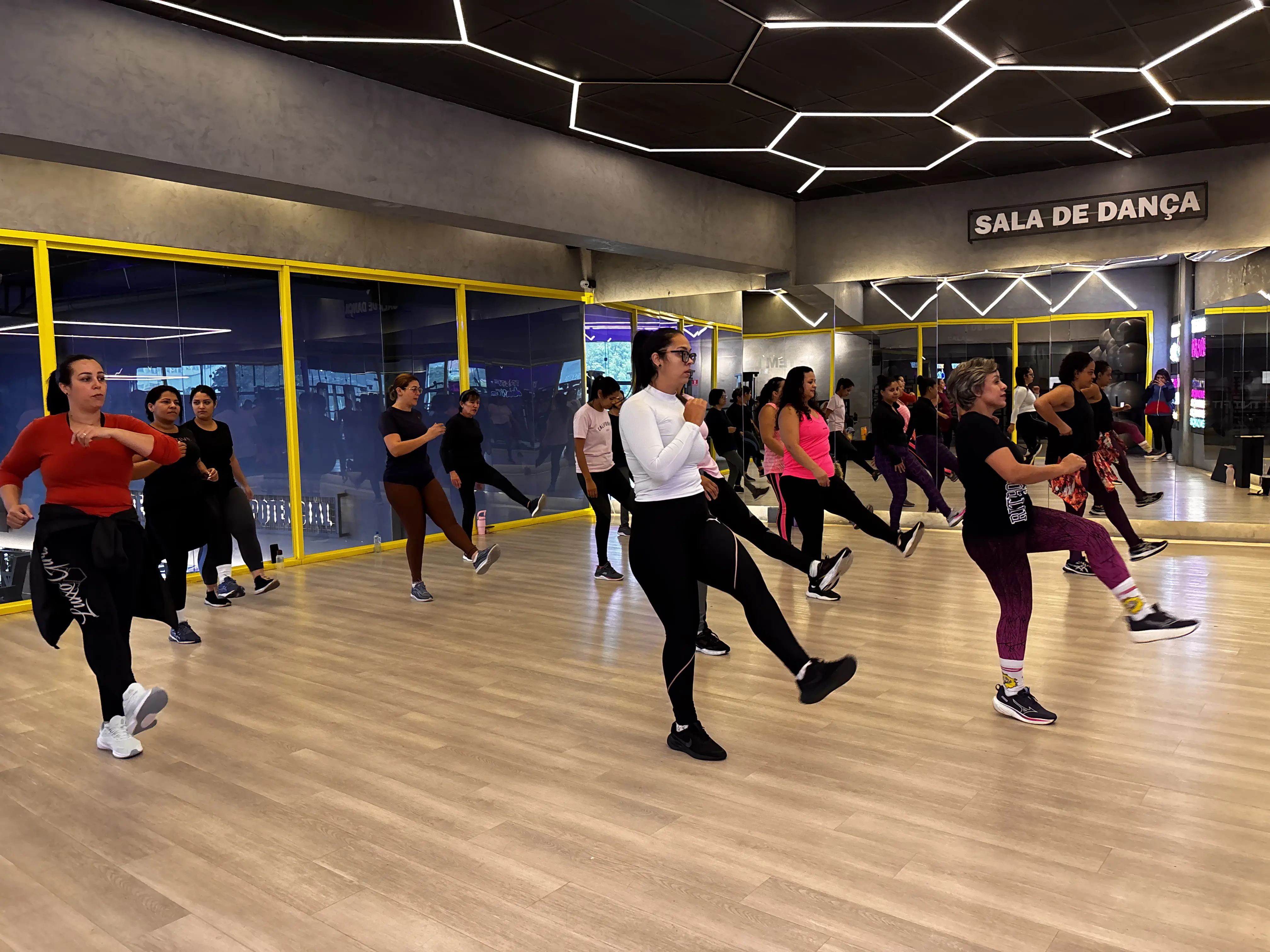 Ritbox na TNTFIT